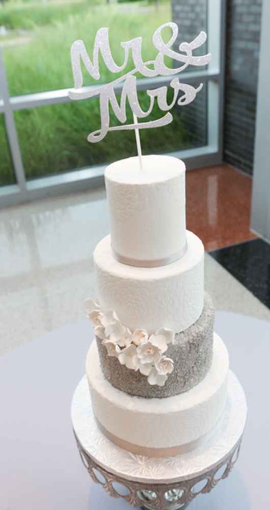 wedding cake