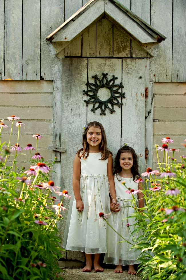 barefoot flower girl