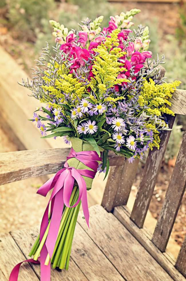 Vibrant floral bouquet arrangement 