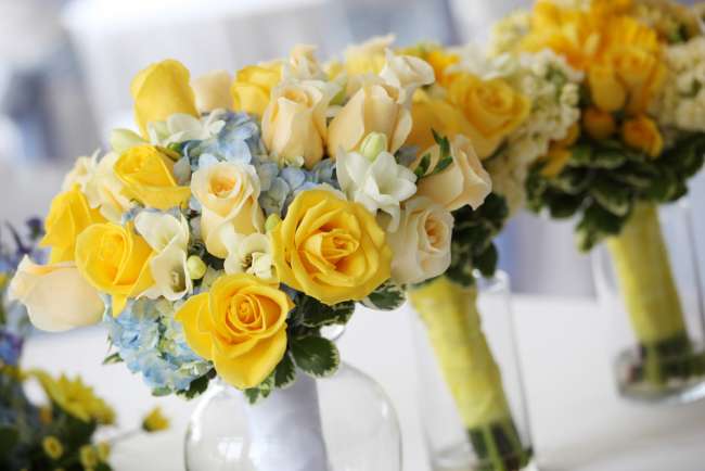 Bright & Springy Yellow Bouquets