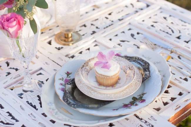 Cupcake on decorative charger plate