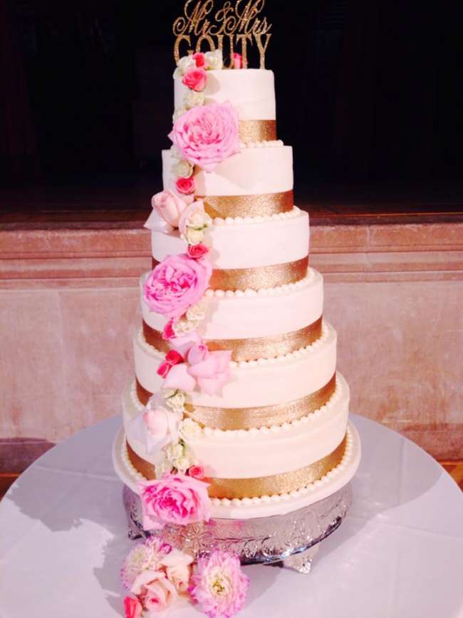 6-Tiered Gold Wedding Cake With Pink Flowers