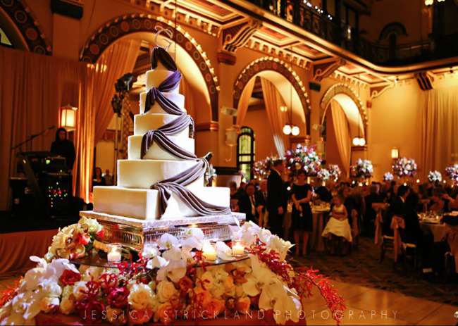 Swag Wedding Cake With Square & Round Cakes