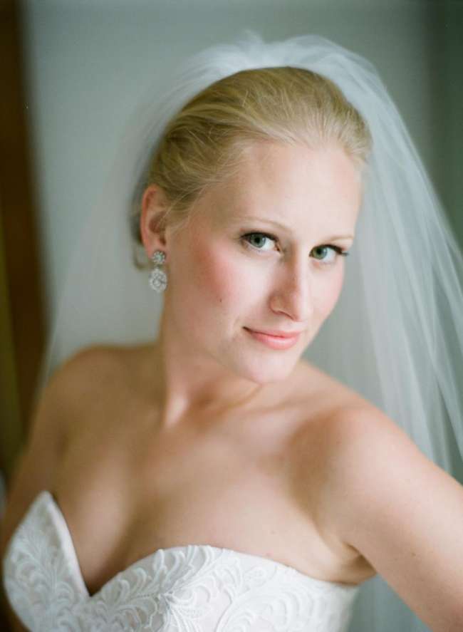 Elegant Bride 