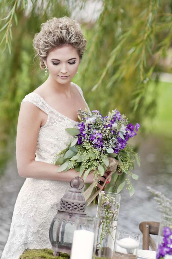 Relaxed Bride with Rustic Bouquet