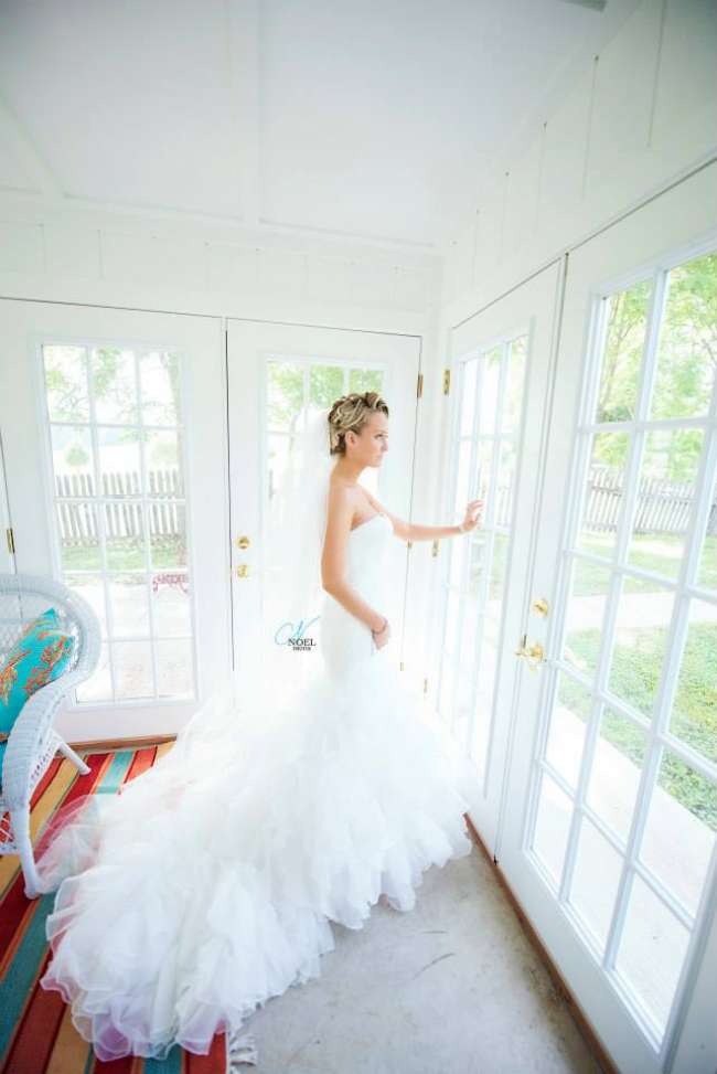 The Bride in the Bridal Cottage