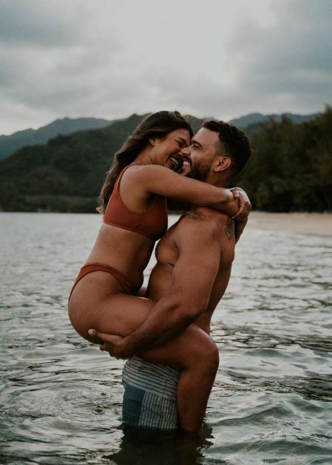 Post Wedding Couple's Shoot at Secret Beach Oahu
