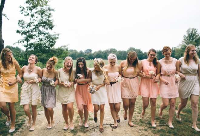 bridesmaids with mismatched dresses