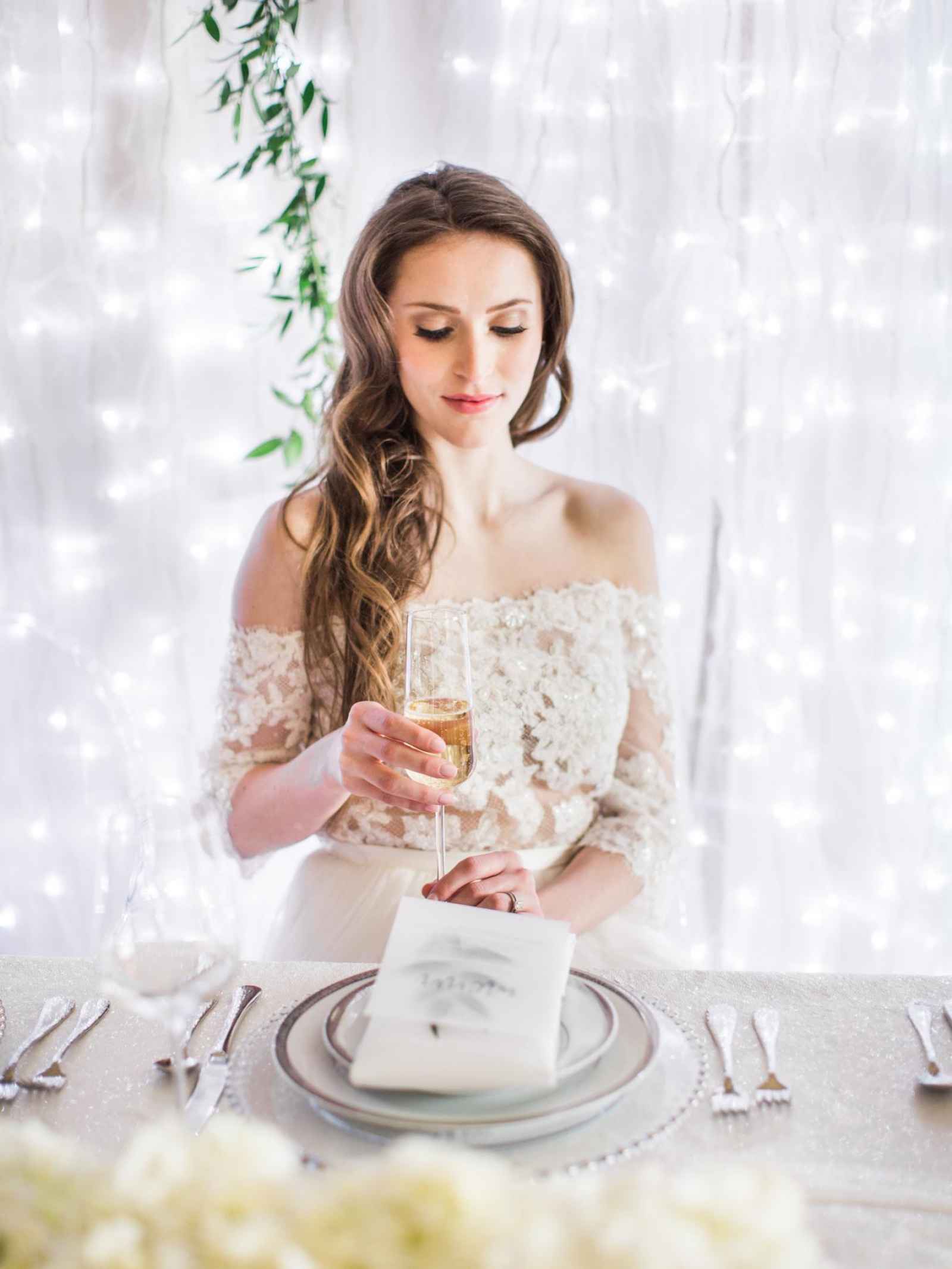 Romantic Winter Wonderland | WeddingDay Magazine