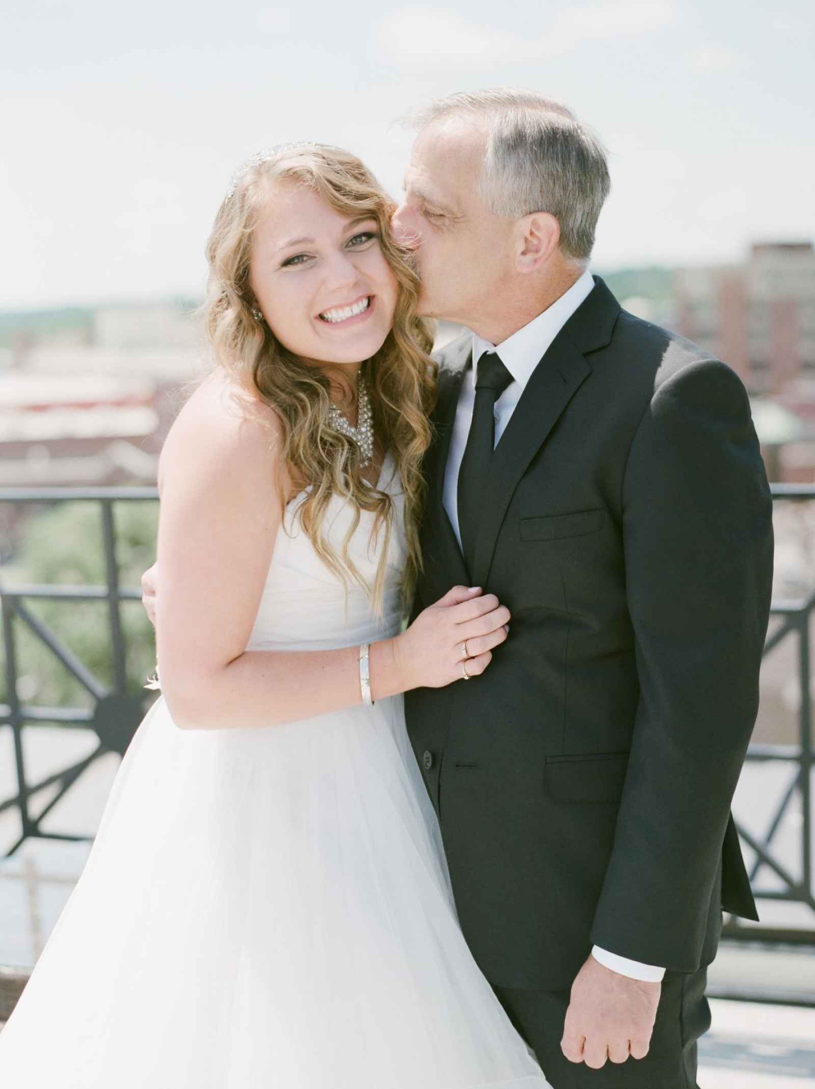 The Wedding Story of Melissa and Tim Hansen WeddingDay Magazine