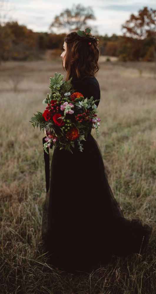 A Moody Fall Style Shoot Weddingday Magazine 2709