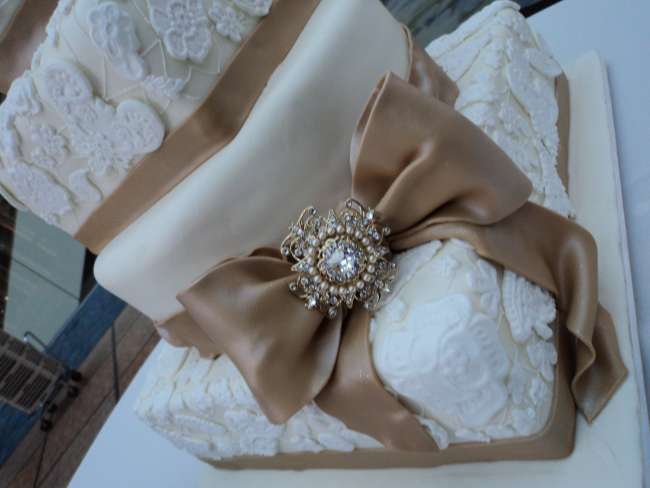 Cake with Lace and Bows